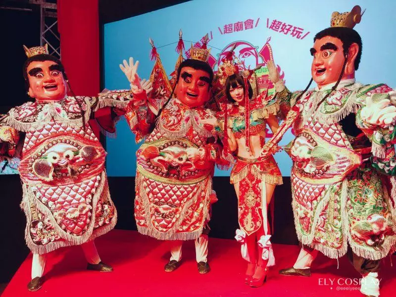 台灣最美官將首是她!攜陣頭登場嗨爆17萬人