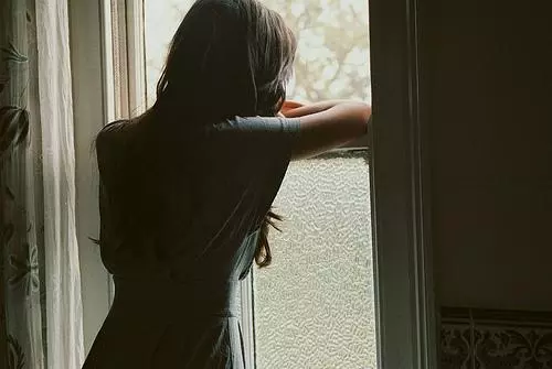 房子裝修向家婆借錢被拒,小姑出嫁,她給六萬陪送外加一輛車!