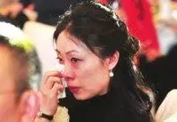 婚禮當天家婆給我一把鑰匙,父母在台下感動落淚,下一秒我悔婚了
