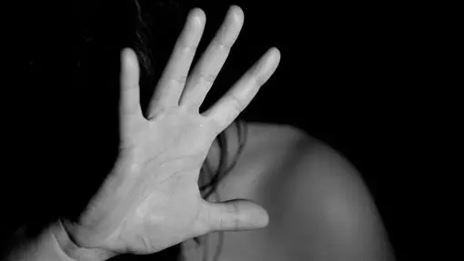 【已婚渣男】謊稱單身 女友不當小三提分手 慘遭綑綁囚禁虐待
