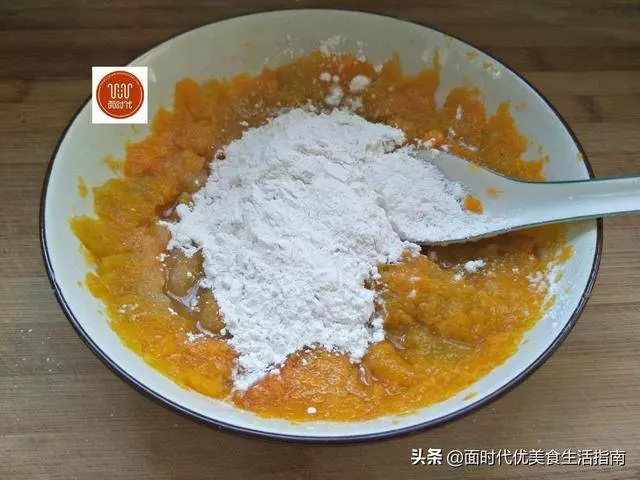 這種小吃集市上常見,教你在家做出來,大人小孩搶著吃!