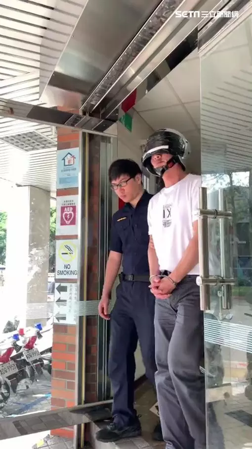 工程師改造通便器 如廁男女全遭偷拍
