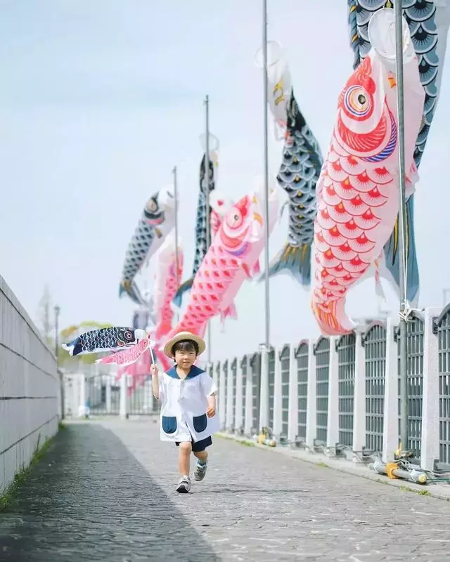 日本媽媽「偷拍兒子3年」!她「放棄工作回歸家庭」逆襲成攝影大神 網友大讚:專屬童話藏在笑容裡