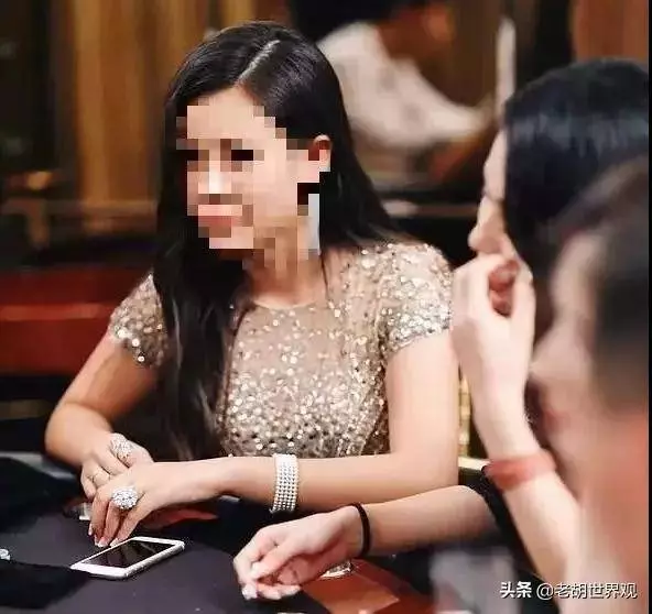 花650萬美金把女兒「買進」史丹福,她富豪爸爸早就移民新加坡