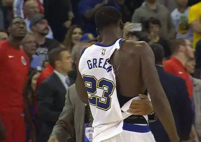 聯盟公敵!他是當今NBA動作最大的球員?