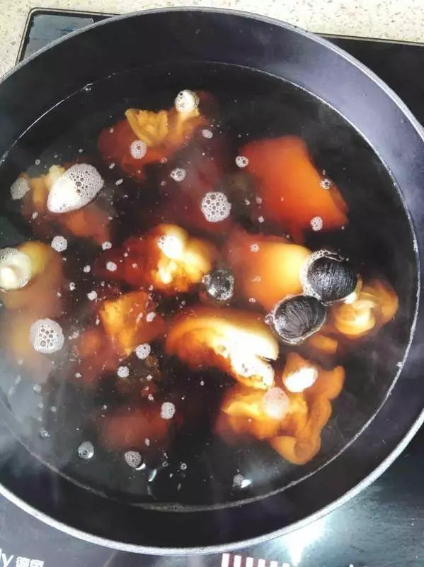 它是天然的「無添加玻尿酸」,三天兩頭吃,養顏補血,女人要常吃