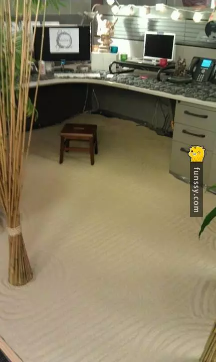21個同事做過超煩的惡作劇... 一起來笑笑吧!