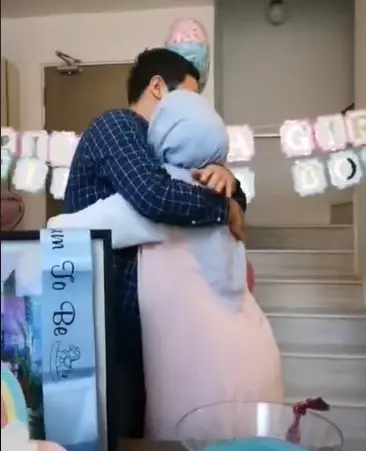 茜拉宣布懷男寶寶!全家見證興奮尖叫!