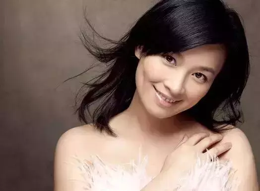 張庭疑曬美照回應林瑞陽前妻,前妻怒稱:她該感謝我21年的靜默