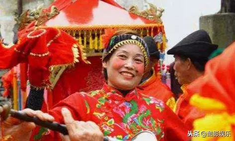 俗語:不做中不做保,不做媒人三代好,啥意思?老人的經驗總結!