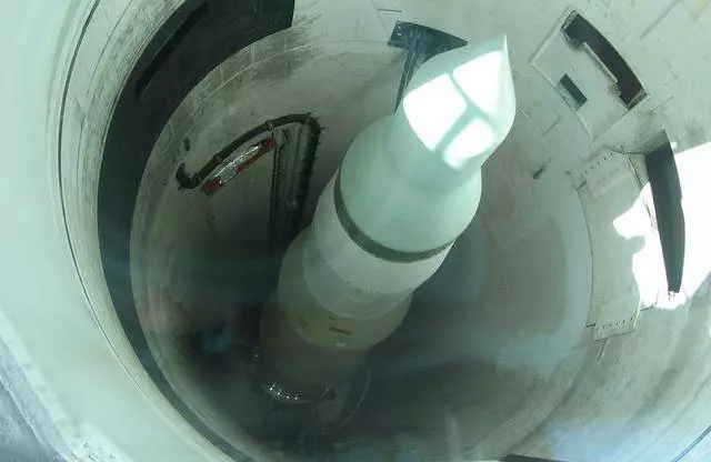 速度20馬赫,可攜10枚核彈,飛越太平洋命中,向全球發出警告