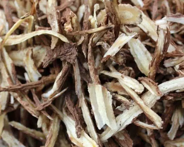 月經量越來越少?多吃4種「零嘴」,滋陰排毒,保養子宮防絕經