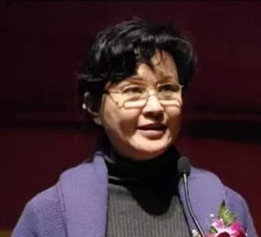 這名80年代知名女演員,拋夫棄子嫁小10歲歌星,如今晚年過得悽慘 !