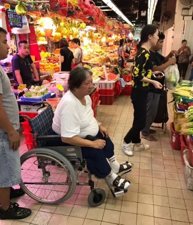 《嚴重了》談起「」洪金寶」早前身體狀況 兒媳婦周家蔚擔心得痛哭