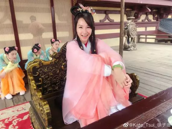 好耐無見❗39歲徐子珊再扮古裝Look, 獲網友贊少女味濃❤