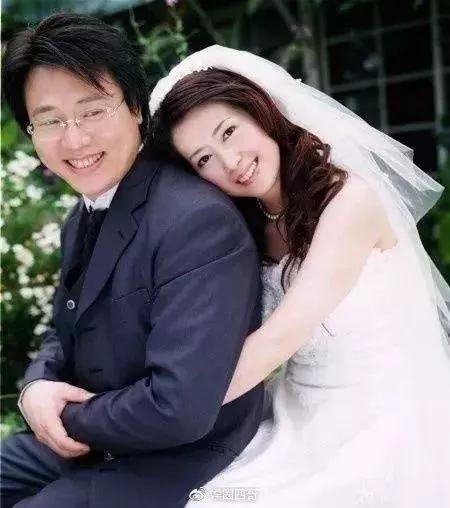「專輯銷量」與張學友和周杰倫齊名!親友相繼離世她毅然隱退過著「佛修生活」, 今又被前夫指出軌女助理…