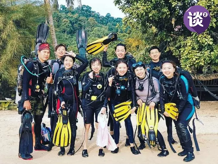 【極限挑戰!】不會游泳去海邊大家都不敢醬玩!一旦上癮了幾乎天天都想在海里!