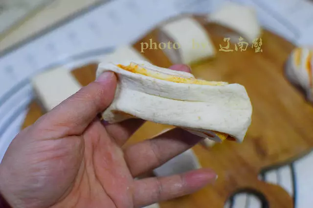 油卷新做法,出鍋帶著脆底,上桌孩子們搶著吃