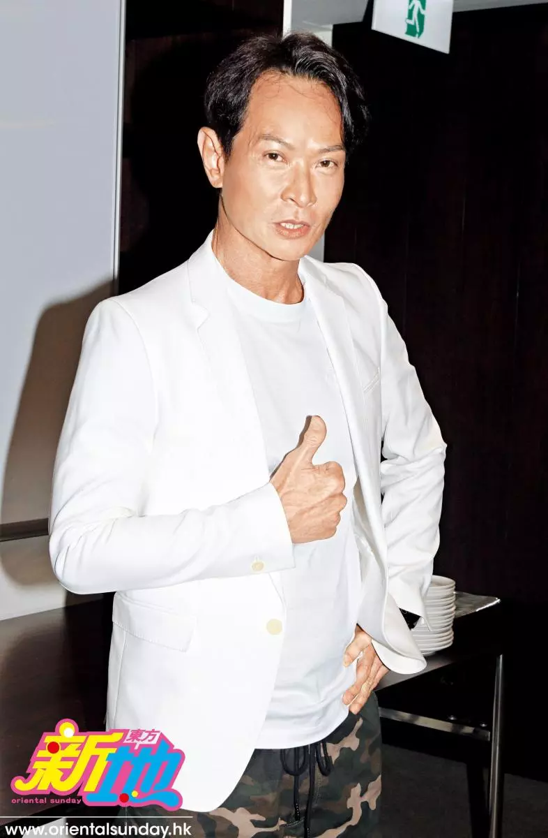 【鐵探】「營長」吳廷燁棄豪宅搬回公屋 全力照顧年邁母