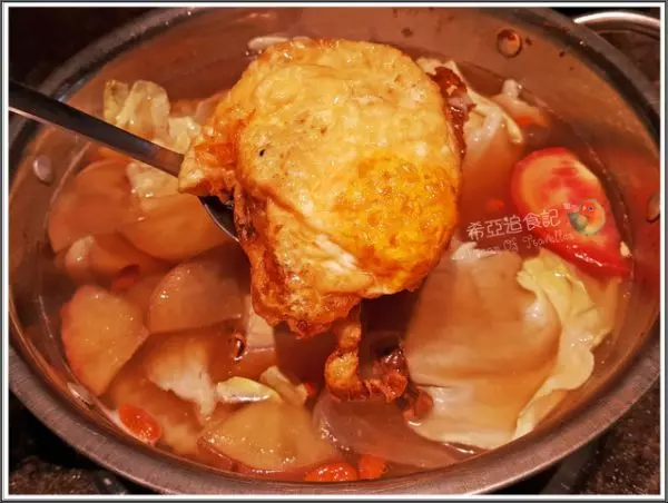 【台中】隱藏在巷弄的特色鍋物~隱鍋,果香蔬食鍋&麻油素菇鍋