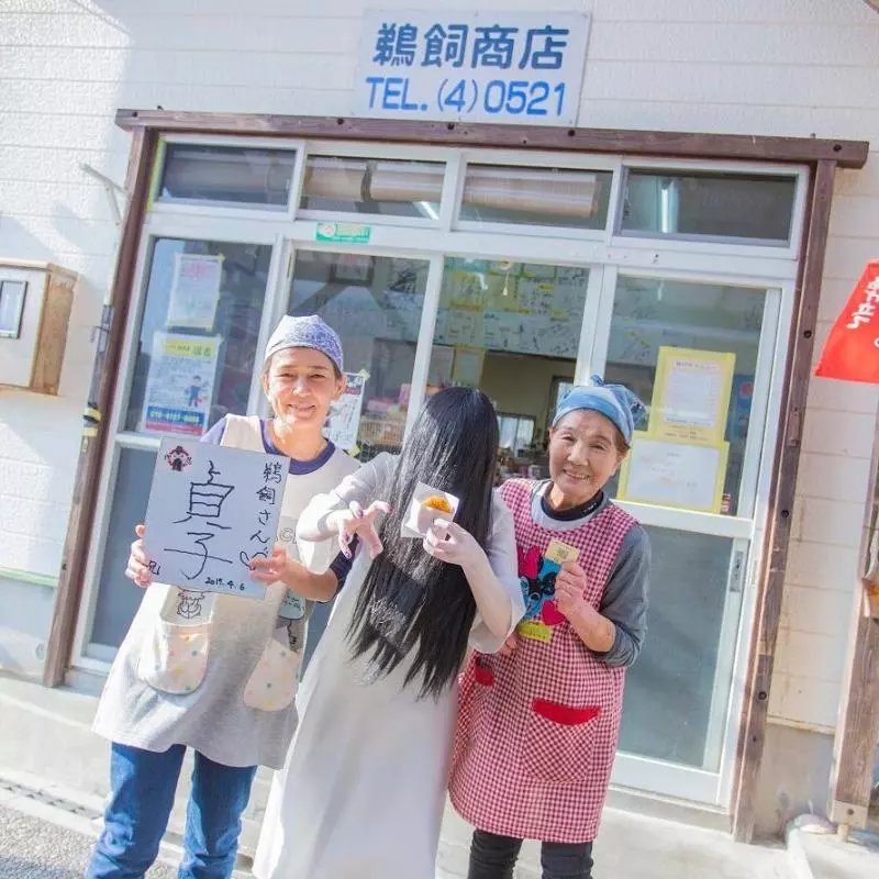 不爬電視了!經典恐怖女主『貞子』變陽光美少女? 狂Po旅遊美食照,還去剪頭髮!?