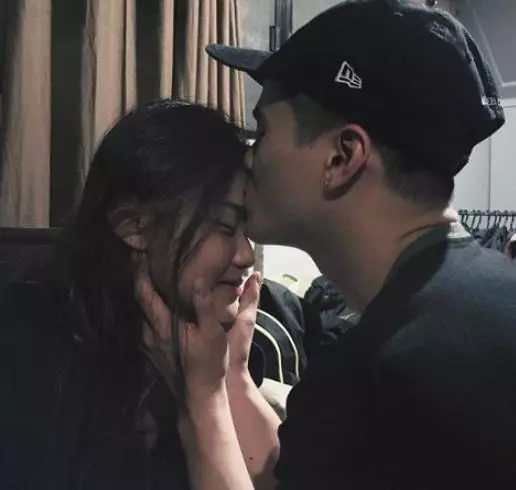【最遠的異地戀】男友逝世1年多,華裔美女依然每天上傳合照「我永遠擁有你的愛」