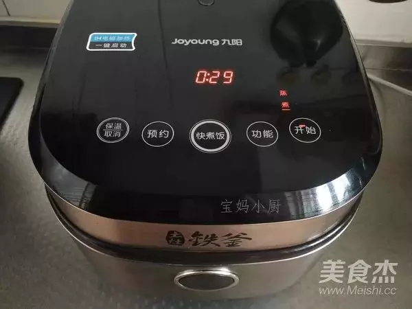 把瘦肉變成肉鬆,只用一口平底鍋,看1遍就會,學不會都難!