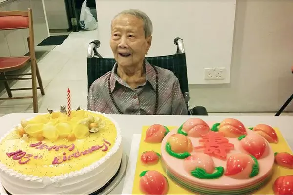 【新加坡】 每天喝10克高麗參 患癌後還活至107歲 !