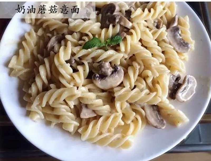 【18個義大利麵食譜】不同做法,不同口味,每一種都 超好吃!Spaghetti Lover絕對不能錯過!