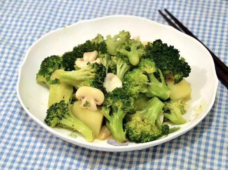 常吃 Broccoli 花椰菜原來有那麼多功效！可防ai、瘦身、抗衰老等！[ 附上10種食譜 ]