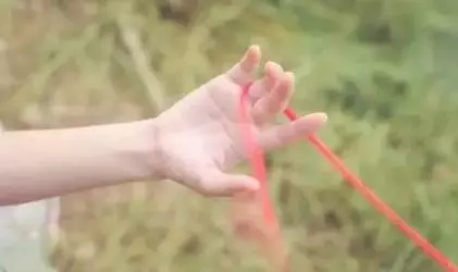 哪一隻手能觸摸到愛情,測你能留住自己的真愛嗎?