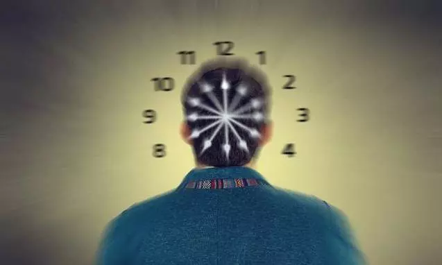你自己不優秀,認識誰都沒用,聰明人早已放棄了無效社交