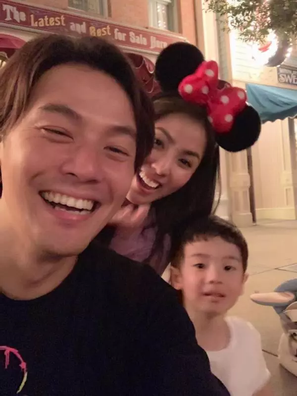 黃文星超寵小11歲妻!一週只領「1000元生活費」刷卡先報備 謝她陪熬「一餐40元」苦日子