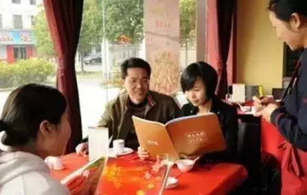 女兒婚後我給她買房,女婿知道後卻提出離婚,我笑了女兒哭了