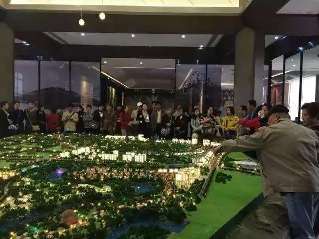女兒婚後我給她買房,女婿知道後卻提出離婚,我笑了女兒哭了