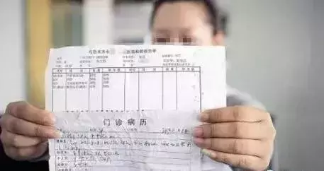 夫妻兩收養一對雙胞胎,1年後收到醫院的化驗單,喜從天降了