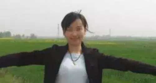 夫妻兩收養一對雙胞胎,1年後收到醫院的化驗單,喜從天降了