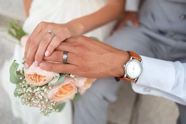 婚禮宣布新娘出軌!他逼走小王 結局超療癒