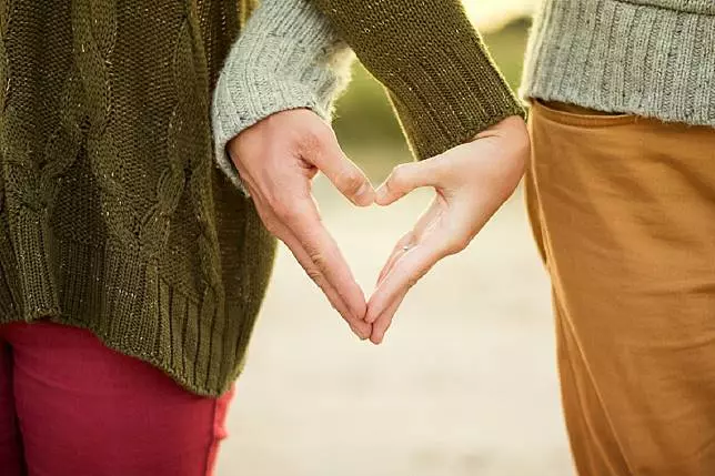 注意!婚外情網站公布渣男四大特徵 年齡差太大也中招