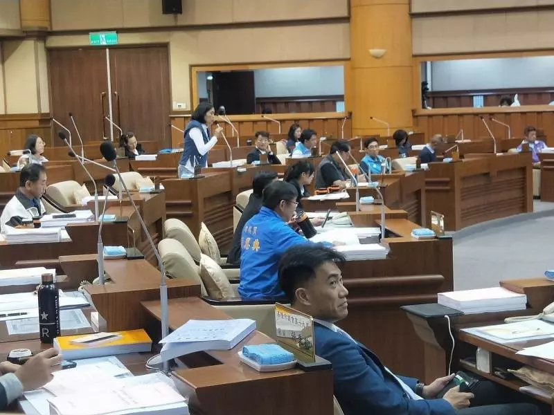 議員批「除濕機之亂」 基隆第二波3個月後改採定額補助 | 基宜花東 | 地方