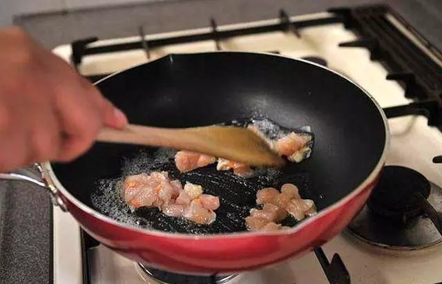 如此詳細的蛋包飯的做法,你會錯過嗎?......