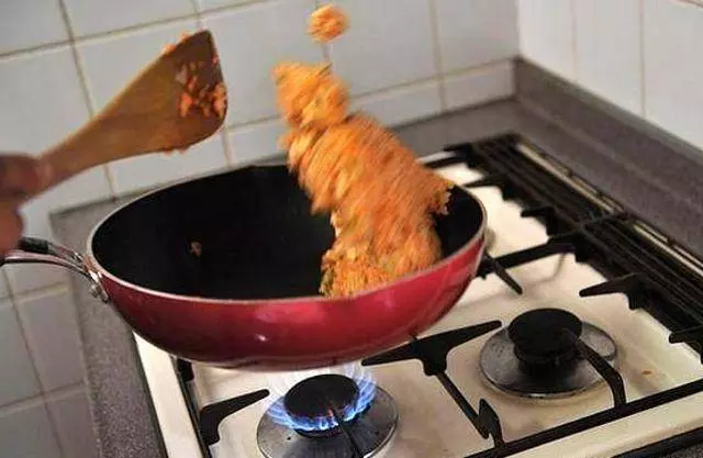 如此詳細的蛋包飯的做法,你會錯過嗎?......