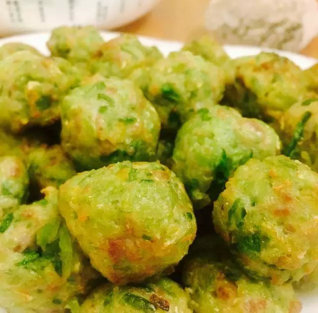 外酥里嫩的蘿蔔絲肉丸子這樣做好吃