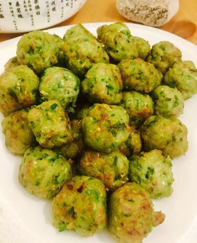 外酥里嫩的蘿蔔絲肉丸子這樣做好吃