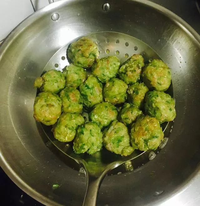 外酥里嫩的蘿蔔絲肉丸子這樣做好吃