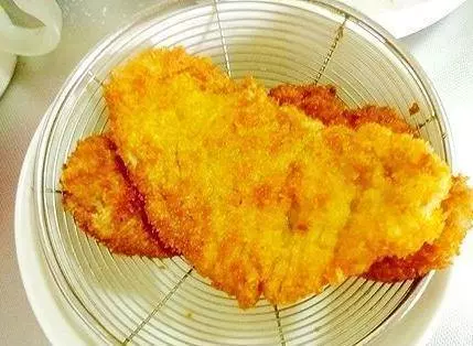 秘制炸豬排--金黃酥脆噴香解饞,好吃的關鍵就是醃肉這一步!