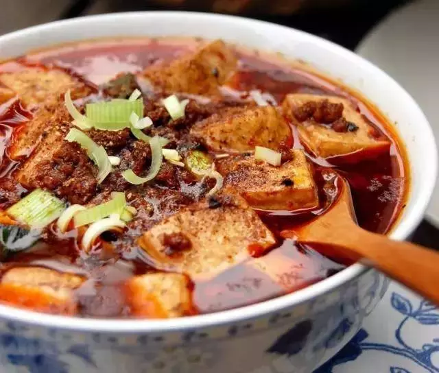 脆皮豆腐、焦溜豆腐、麻婆豆腐,豆腐的這些吃法讓人回味無窮~