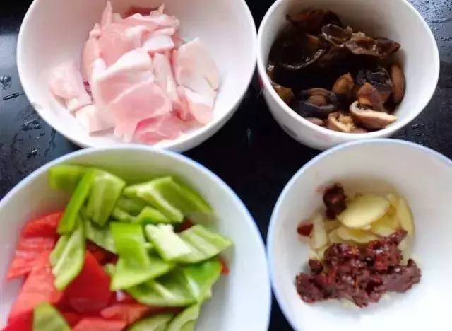 脆皮豆腐、焦溜豆腐、麻婆豆腐,豆腐的這些吃法讓人回味無窮~