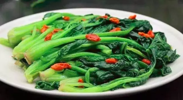 菠菜的這9種吃法太美味啦!除了炒著吃,還能做麵條、餅、餃子!