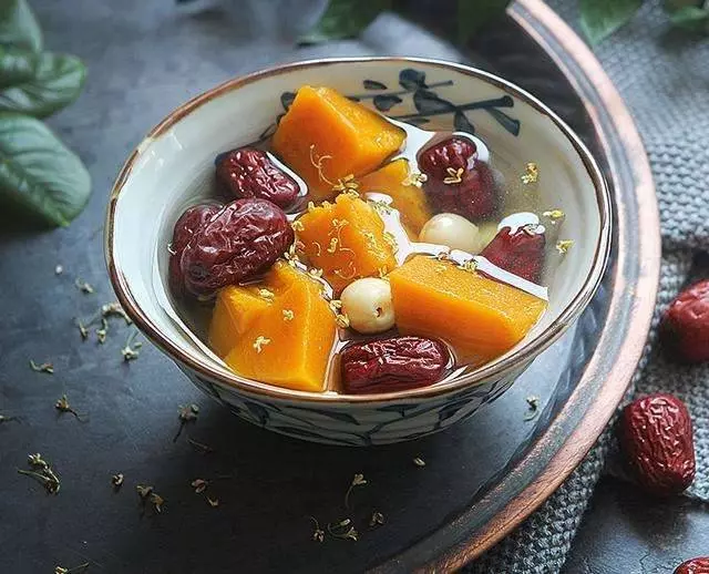 夏天常喝這10種甜湯,讓女人氣血兩旺,滋補養顏!